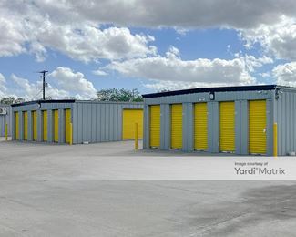 Photo 4 of Storage King USA - 527 General Cavazos Blvd, Kingsville, TX