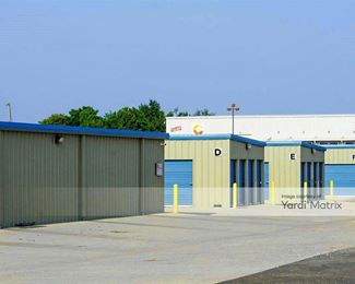 Photo 2 of MyStorage - 1250 West Commons Drive, Rogers, AR