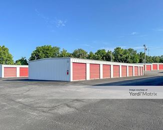 Photo 4 of SpareBox Storage - 805 South Collins Avenue, Gentry, AR