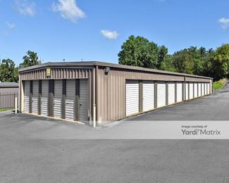 Photo 4 of Alma Mini Storage - 1108 North Highway 71, Alma, AR