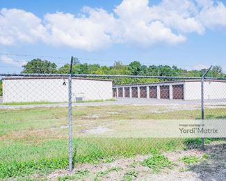 Photo 2 of Spavinaw Storage - 1010 SE 1st Avenue, Gravette, AR