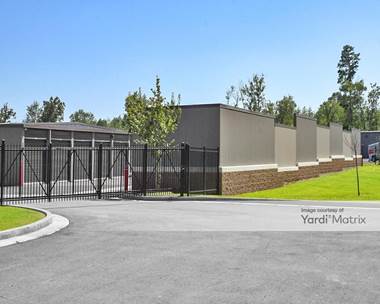Storage Units for Rent available at 8601 Chad Colley AR, Fort Smith, AR 72916