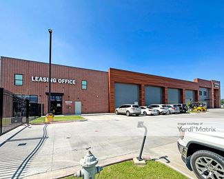Photo 2 of Storage World - 174 West Stave Mill Road, Rogers, AR