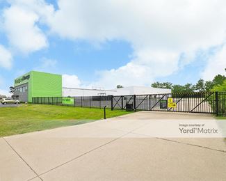 Photo 4 of Extra Space Storage - 1300 East Street, Fairport Harbor, OH