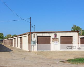 Photo 3 of Alexandria Flea Market-Storage - 5412 Masonic Drive, Alexandria, LA