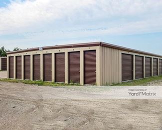 Photo 2 of Dakota Storage - 1603 8th Avenue NE, Aberdeen, SD