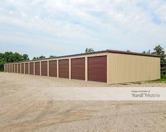 Photo 4 of Dakota Storage - 1603 8th Avenue NE, Aberdeen, SD