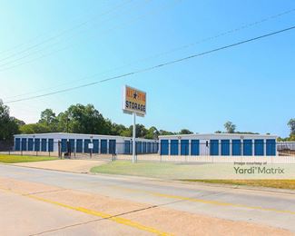 Photo 5 of All Star Self Storage - 1824 Memorial Drive, Alexandria, LA