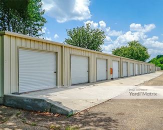 Photo 4 of Bridge Storage - 2510 Ambassador Caffery Pkwy, Lafayette, LA