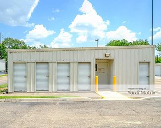 Photo 5 of Bridge Storage - 2510 Ambassador Caffery Pkwy, Lafayette, LA