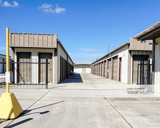 Photo 2 of Star Rentals - 2021 Railroad Avenue, Morgan City, LA