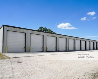 Photo 5 of Star Rentals - 2021 Railroad Avenue, Morgan City, LA