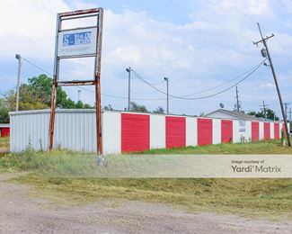 Photo 2 of Braxton Rental-Storage - 1815 South Drive, Natchitoches, LA