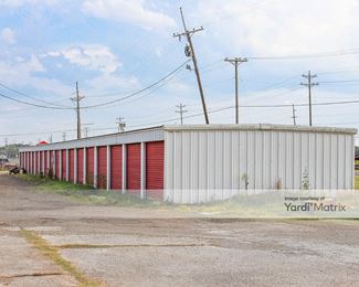 Photo 3 of Braxton Rental-Storage - 1815 South Drive, Natchitoches, LA