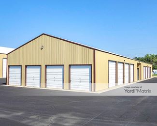 Photo 3 of Ponderosa Rentals - 1221 East Havens Avenue, Mitchell, SD