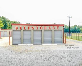 Photo 2 of Gardwell Self Storage - 6220 Johnston Street, Lafayette, LA