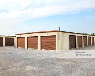 Photo 2 of First Mini-Storage - 1001 1st Avenue SE, Aberdeen, SD
