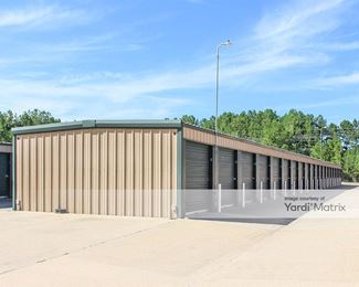 Photo 5 of Castle Storage - 671 Entrance Road, Leesville, LA