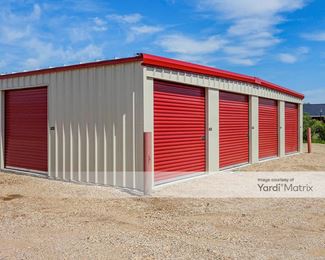 Photo 2 of KO Storage - 104 West 12th Avenue, Milbank, SD