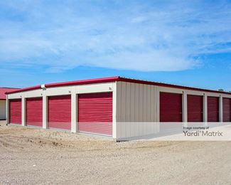 Photo 3 of KO Storage - 104 West 12th Avenue, Milbank, SD
