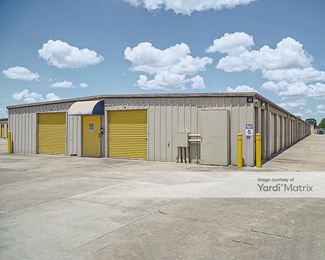Photo 6 of Devon Self Storage - 203 Albertson Pkwy, Broussard, LA