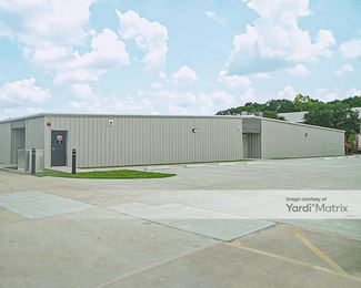 Photo 6 of Storage Center, The - 2130 West Willow Street, Scott, LA
