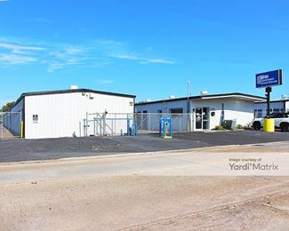 Photo 2 of Common Street Self Storage - 2215 Common Street, Lake Charles, LA