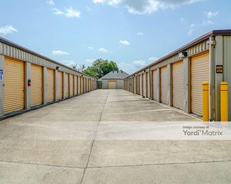 Photo 2 of Devon Self Storage - 300 Westgate Road, Lafayette, LA