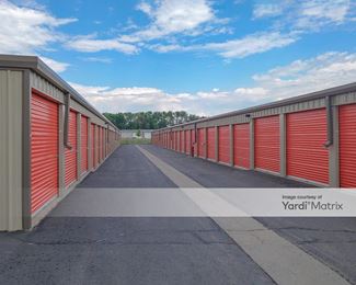 Photo 3 of Best Sioux Falls Storage - 708 East 65th North, Sioux Falls, SD