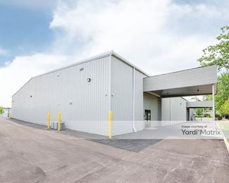 Photo 5 of Extra Space Storage - 12200 Snow Road, Parma, OH