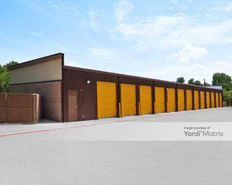 Photo 3 of Extra Space Storage - 658 West Interstate 30, Garland, TX