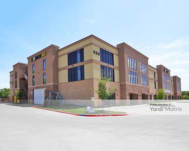 Storage Units for Rent available at 658 West Interstate 30, Garland, TX 75043