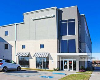 Photo 5 of Storage Center, The - 2812 Verot School Road, Lafayette, LA