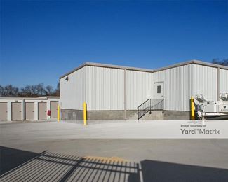 Photo 2 of Four Season Storage - 8089 Horton Hwy, Arrington, TN
