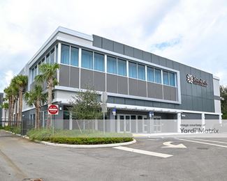 Photo 2 of StorQuest Self Storage - 9055 Roan Lane, Palm Beach Gardens, FL