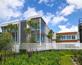 Photo 3 of StorQuest Self Storage - 9055 Roan Lane, Palm Beach Gardens, FL