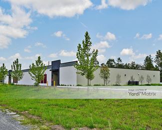 Photo 2 of Extra Space Storage - 10198 Atlanta Avenue, Weeki Wachee, FL