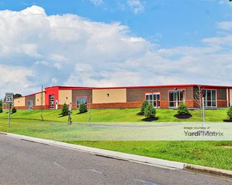 Photo 2 of Huber Heights Self Storage - 7650 Waynetowne Blvd, Huber Heights, OH