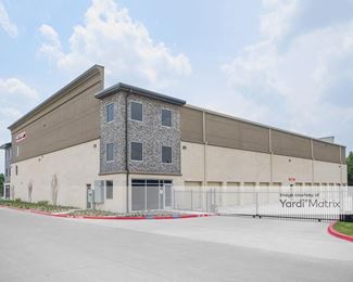 Photo 2 of Silver Star Storage - 2870 Virginia Pkwy, McKinney, TX