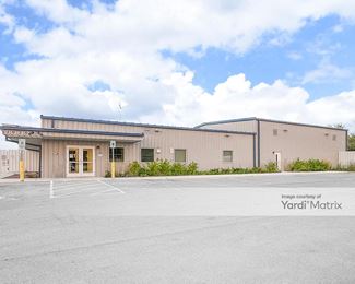 Photo 4 of LC Self Storage - W124 S9996 North Cape Road, Muskego, WI