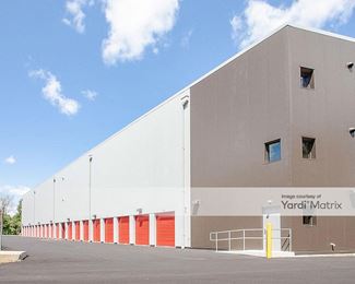 Photo 3 of CubeSmart Self Storage - 3 Keyes Way, West Warwick, RI