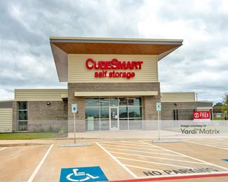 Photo 2 of CubeSmart Self Storage - 1420 League Line Road, Conroe, TX