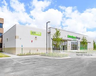 Photo 1 of Extra Space Storage - 3701 West Lake Avenue, Glenview, IL