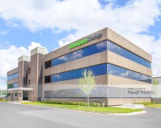 Photo 2 of Extra Space Storage - 3701 West Lake Avenue, Glenview, IL