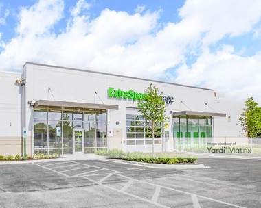 Storage Units for Rent available at 3701 West Lake Avenue, Glenview, IL 60026