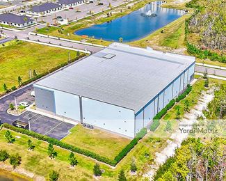 Photo 2 of Extra Space Storage - 3764 Jacobs Xing, Middleburg, FL