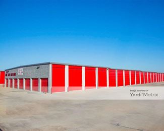 Photo 2 of SecurCare Self Storage - 801 East Main Street, Yukon, OK