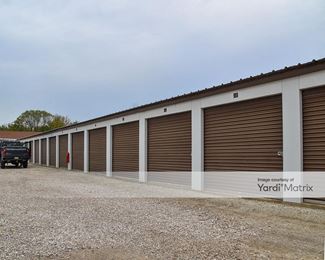 Photo 1 of 1-800-Self-Storage.com - 1003 North Saginaw Street, Durand, MI