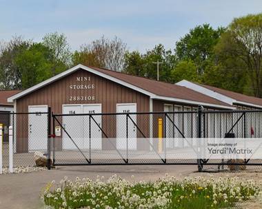 Storage Units for Rent available at 1003 North Saginaw Street, Durand, MI 48429