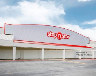 Photo 2 of Stop N Stor - 33 West Montgomery Cross Road, Savannah, GA